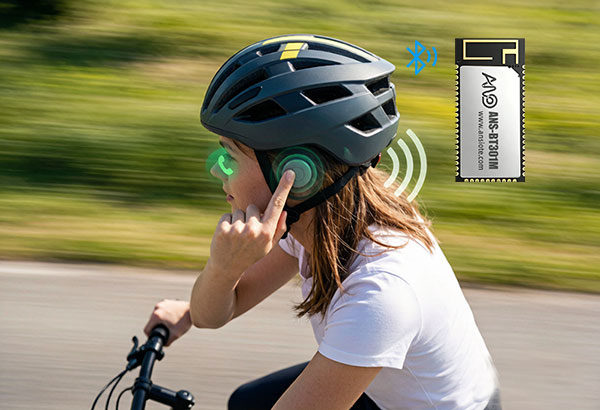 One-click answer call scene while riding, hands-free call concept